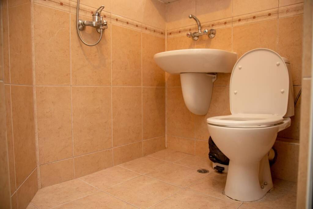 Convenient 1-Bedroom Flat Next To Harmanite Beach Sozopol Eksteriør billede