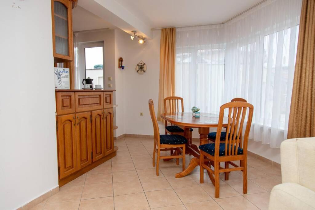 Convenient 1-Bedroom Flat Next To Harmanite Beach Sozopol Eksteriør billede